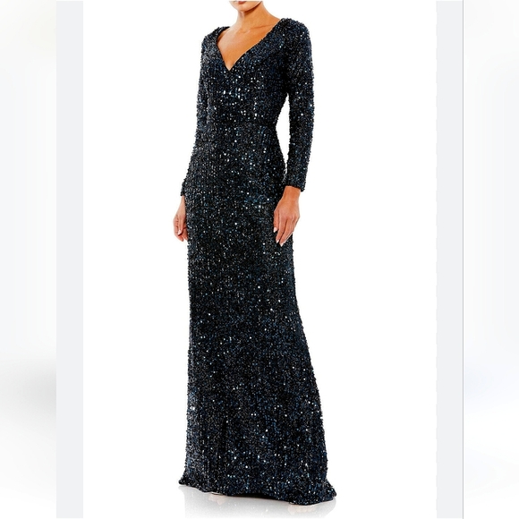 Mac Duggal Dresses & Skirts - NWT Ieena for Mac Duggal 26445 Long Sleeve Sequin Gown in Midnight Sz 4